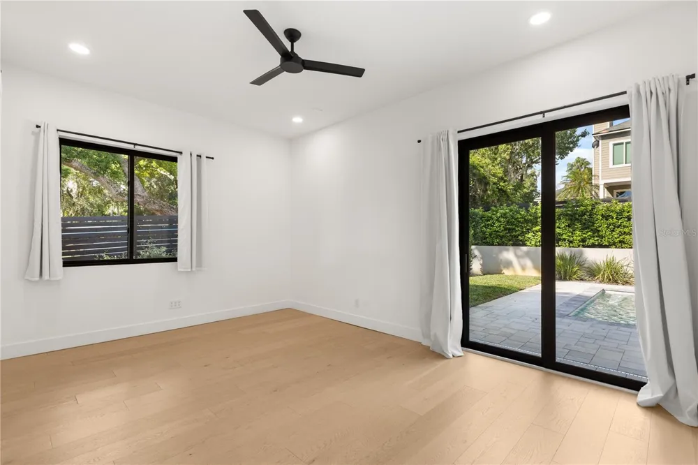 930 EAST BOULEVARD Windermere, FL 34786