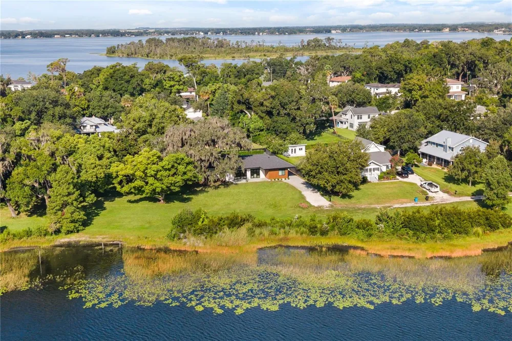 930 EAST BOULEVARD Windermere, FL 34786
