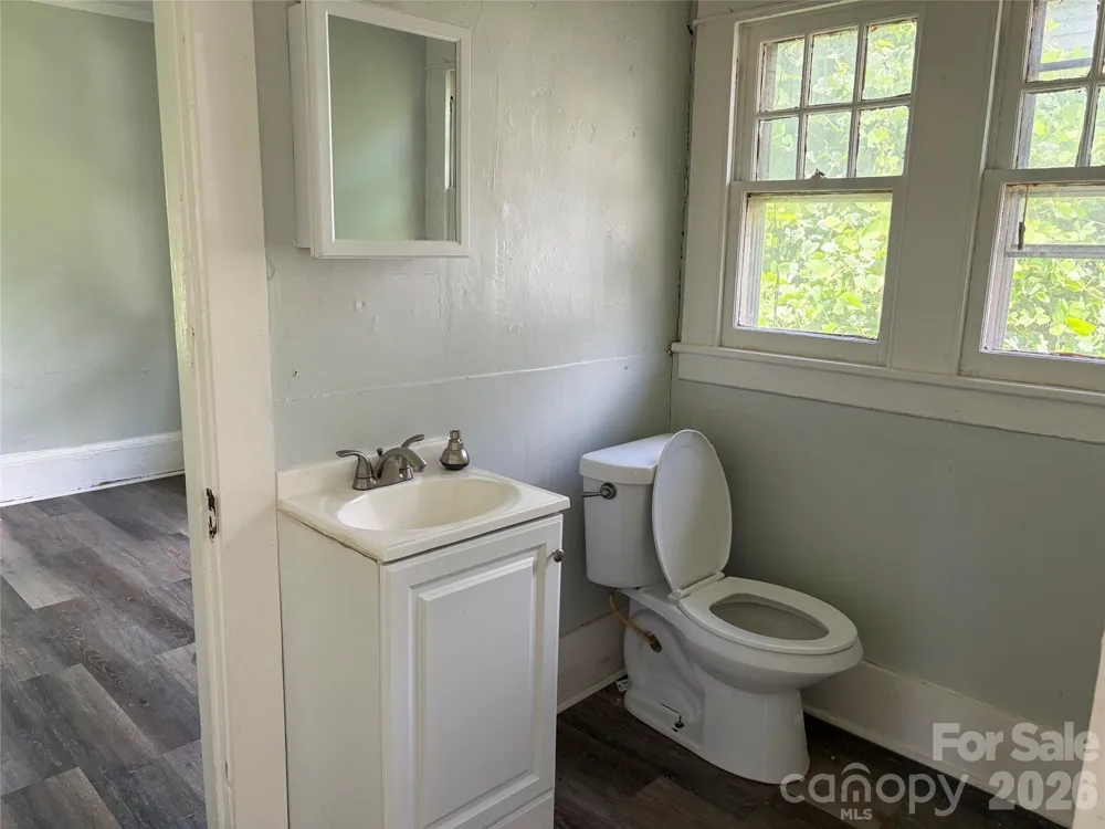 150 Woodlawn Drive Statesville, NC 28677