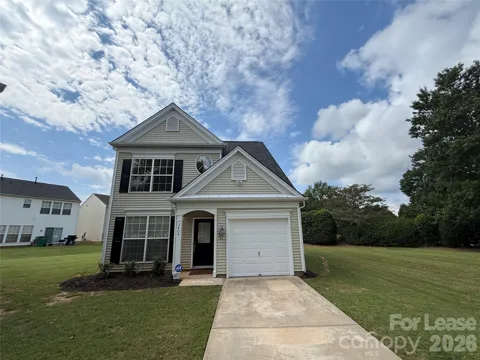 3404 Laurenhurst Lane