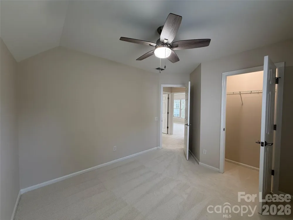 3404 Laurenhurst Lane Charlotte, NC 28270