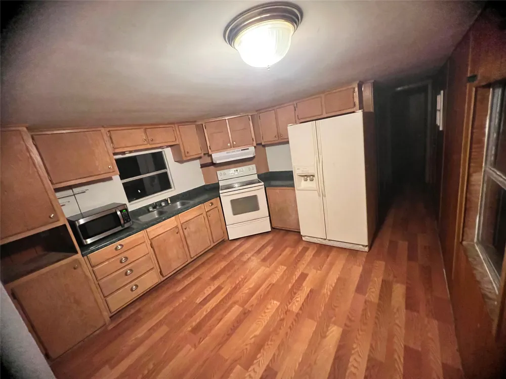 815 Tulsa Street Kingsland, TX 78639