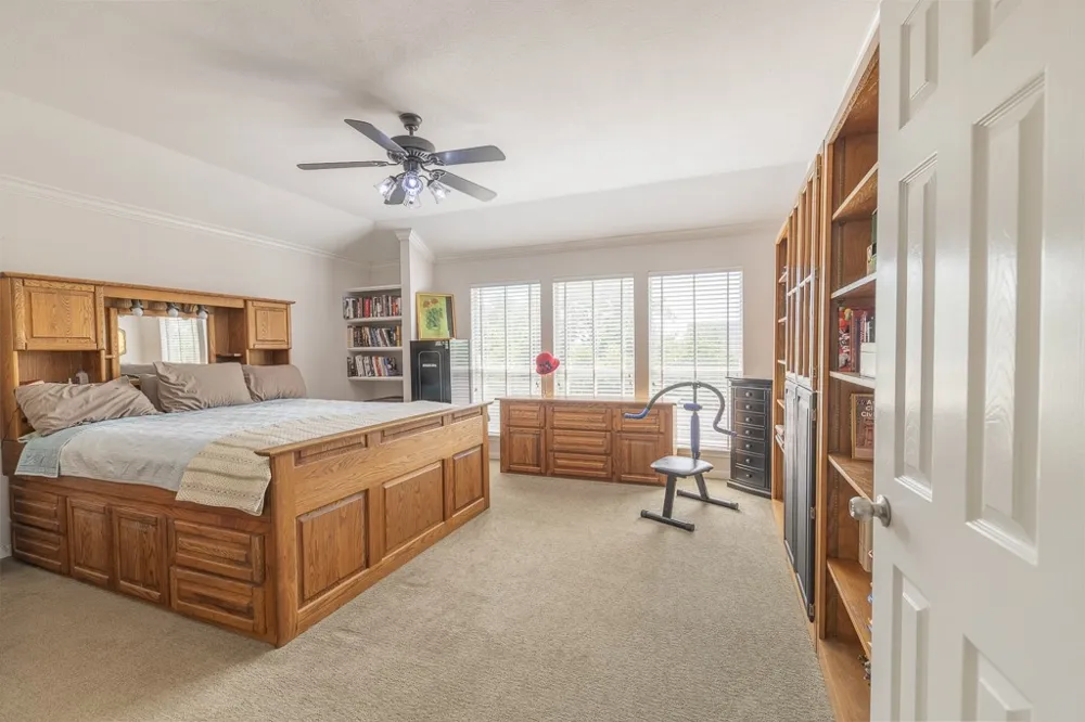 232 Village Commons Boulevard Georgetown, TX 78633