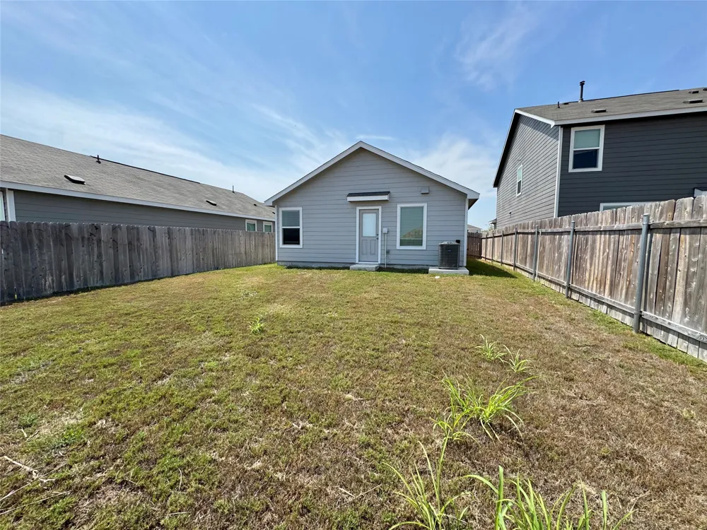 23604 Tiny Moons Way Elgin, TX 78621