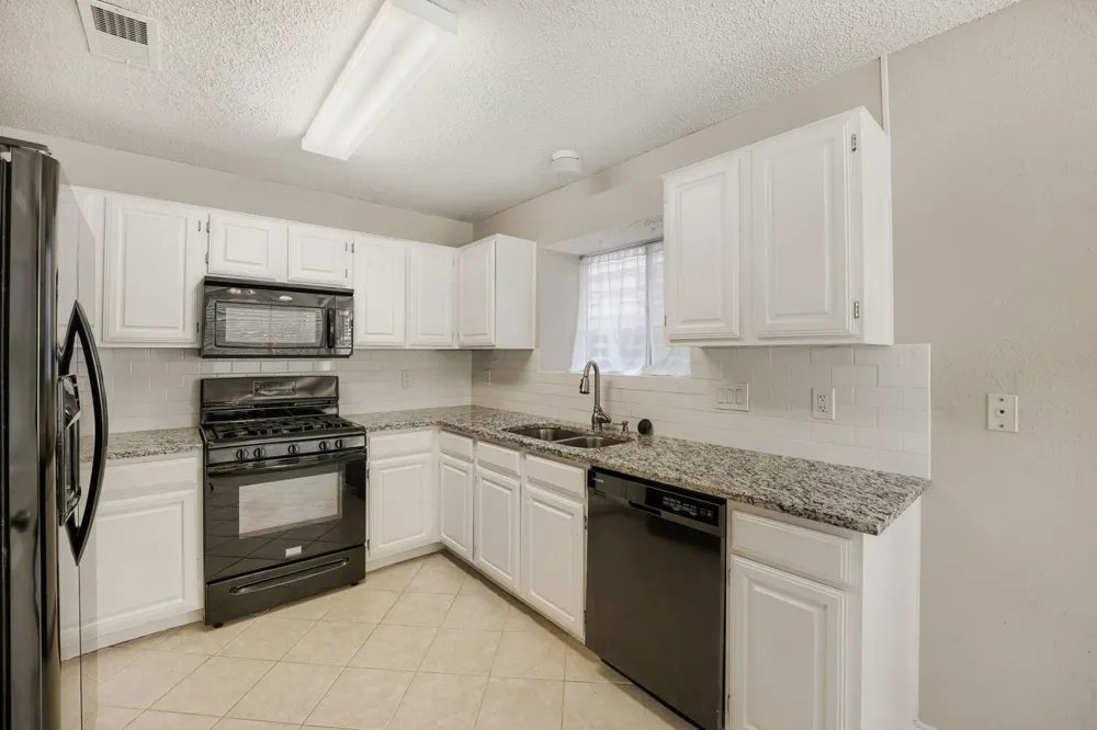 8009 Tantara Court Austin, TX 78729
