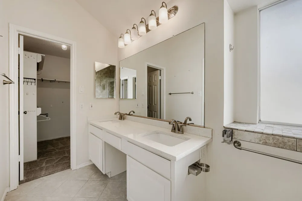 8009 Tantara Court Austin, TX 78729