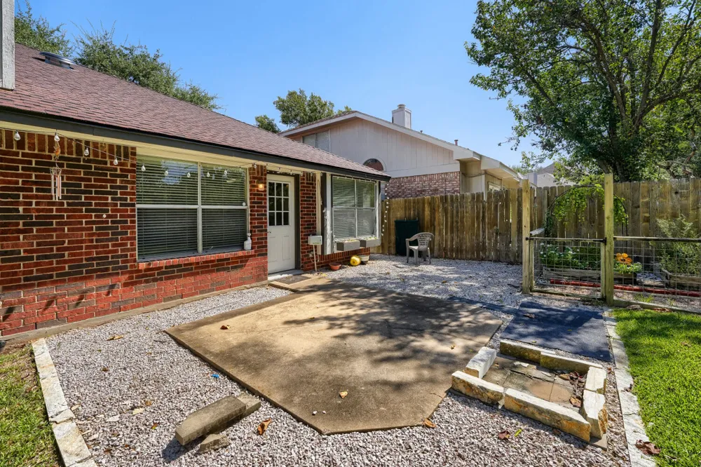 8009 Tantara Court Austin, TX 78729