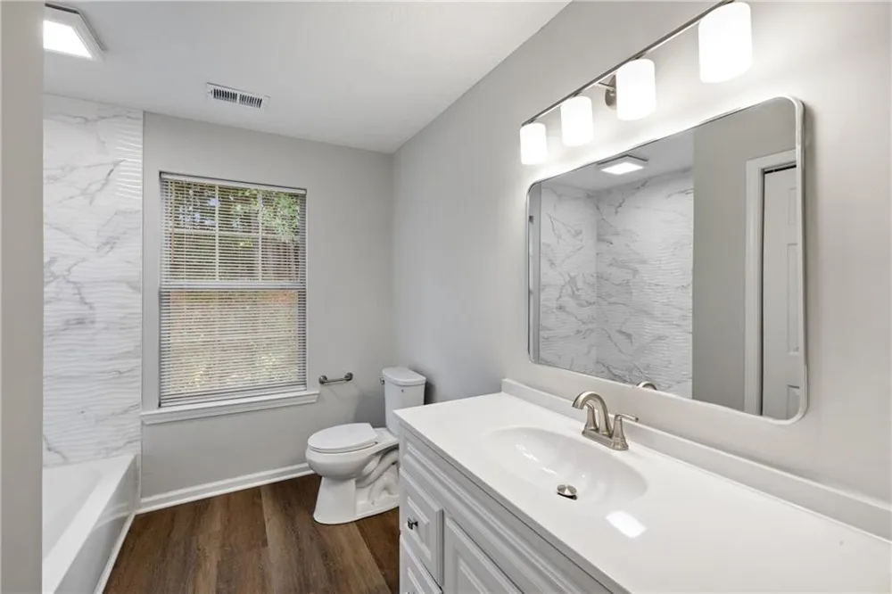 695 Durham Ridge Drive NW Lilburn, GA 30047