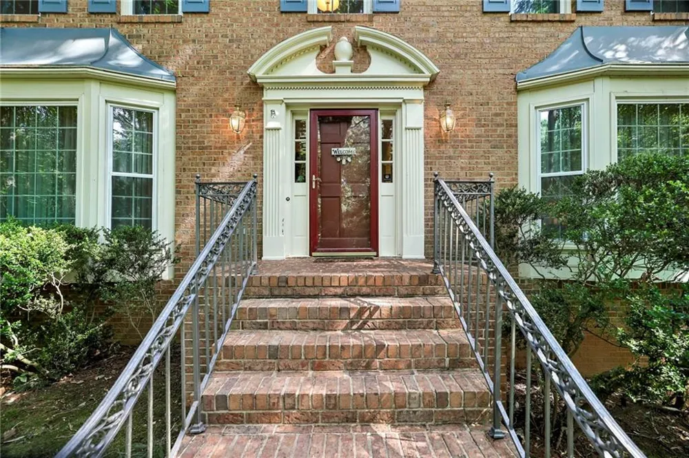 6051 Millstone Run Stone Mountain, GA 30087