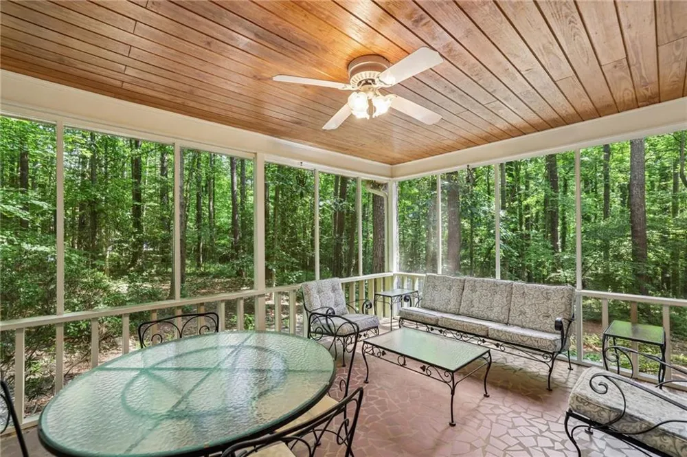 6051 Millstone Run Stone Mountain, GA 30087