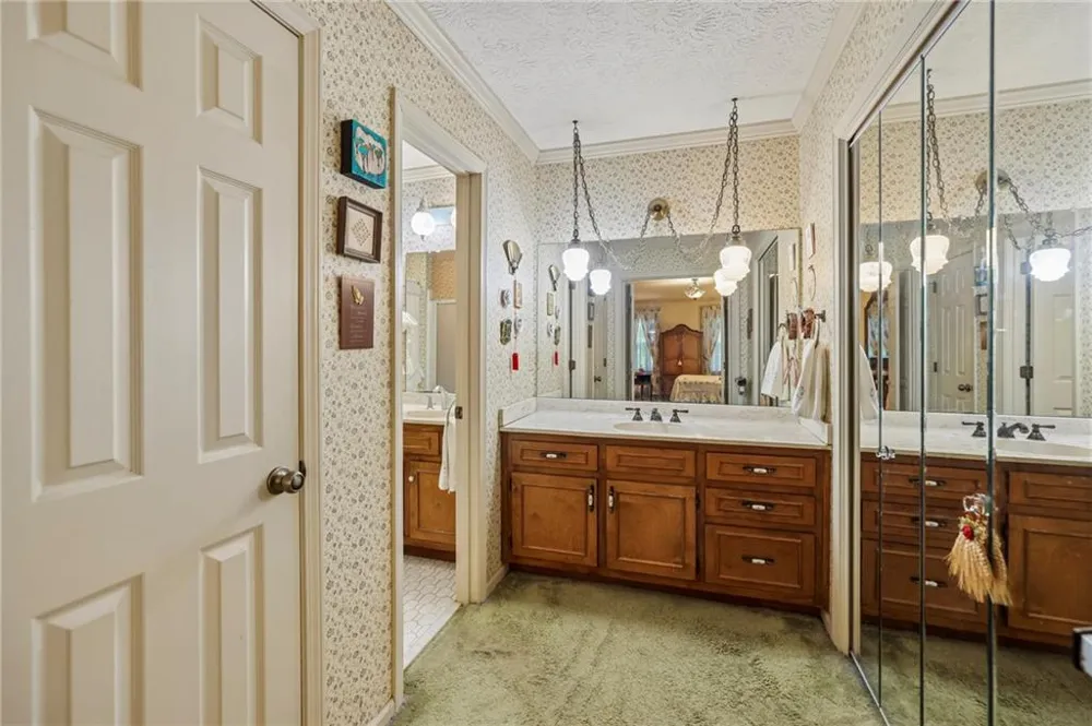 6051 Millstone Run Stone Mountain, GA 30087