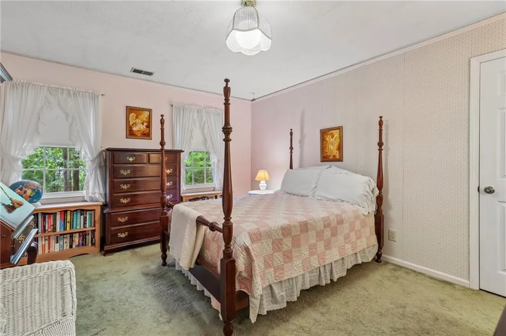 6051 Millstone Run Stone Mountain, GA 30087