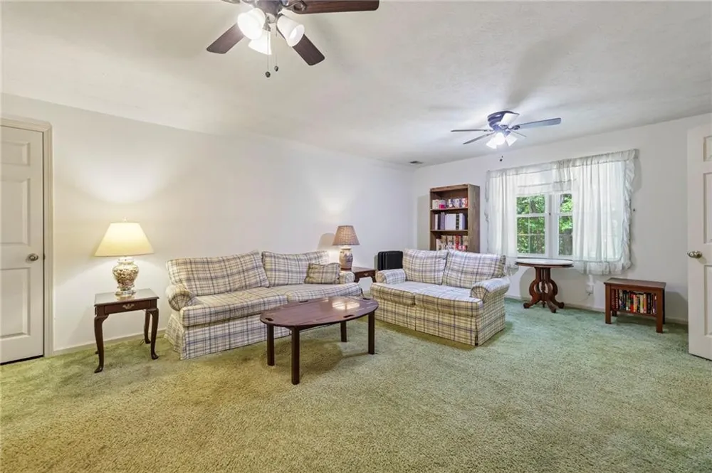 6051 Millstone Run Stone Mountain, GA 30087