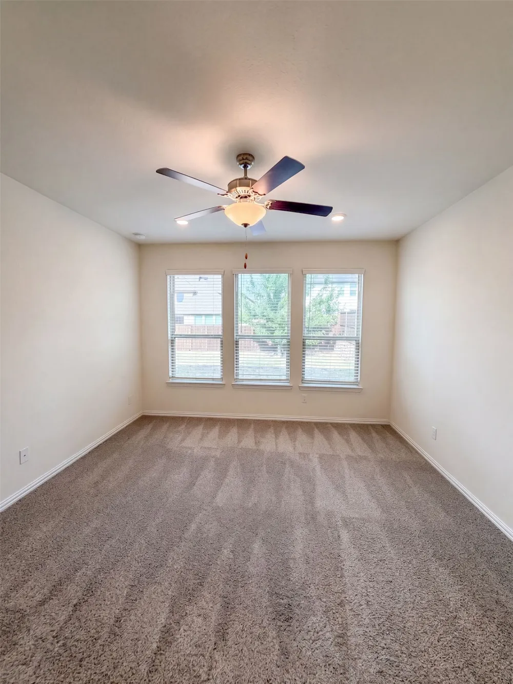 1421 Prairie Lake Court Lewisville, TX 75010