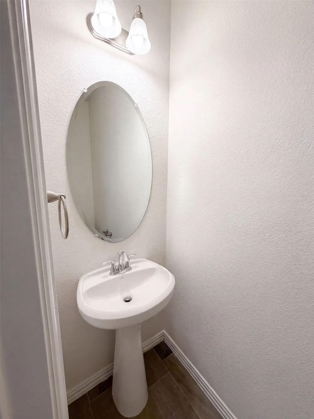 1421 Prairie Lake Court Lewisville, TX 75010