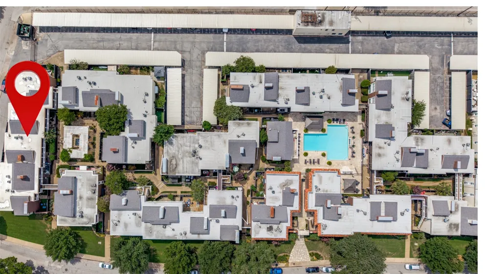 5938 Sandhurst Lane #104 Dallas, TX 75206