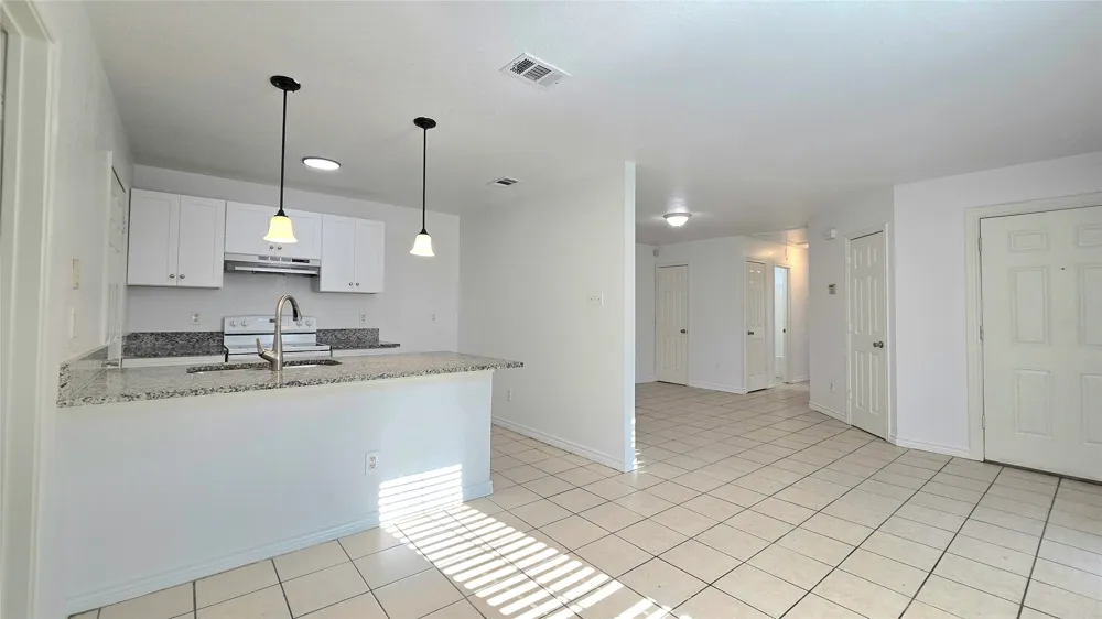 5017 Chapman Street #5017 Fort Worth, TX 76105