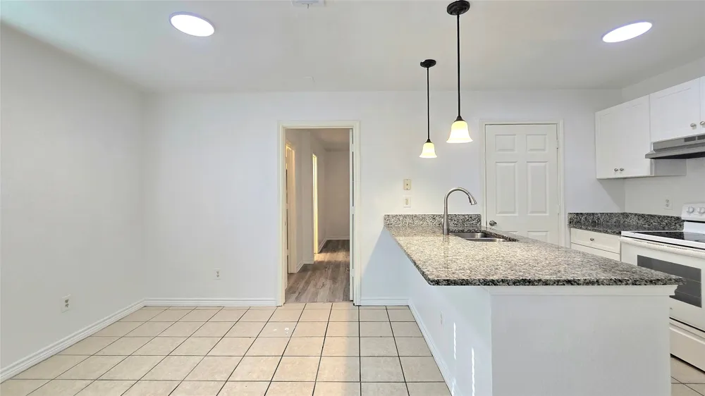 5017 Chapman Street #5017 Fort Worth, TX 76105