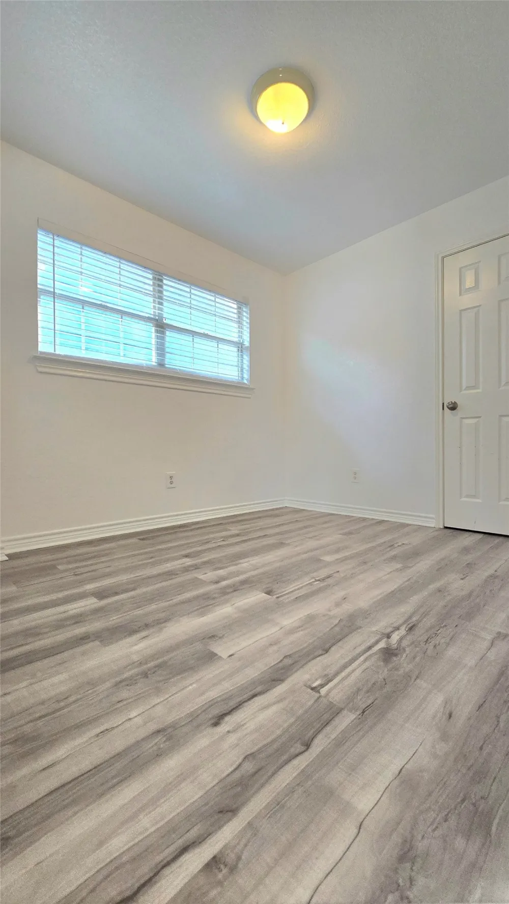 5017 Chapman Street #5017 Fort Worth, TX 76105