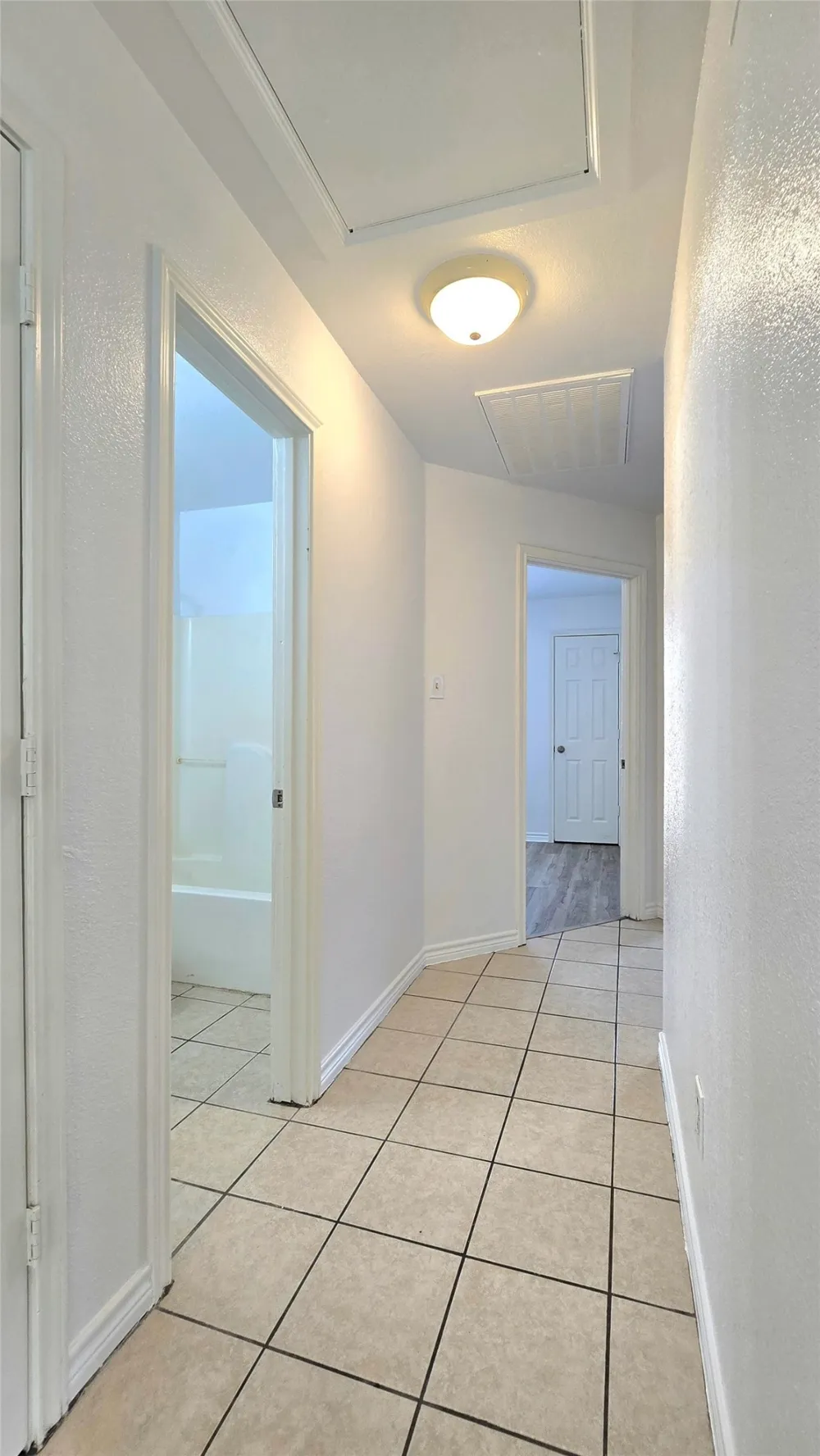 5017 Chapman Street #5017 Fort Worth, TX 76105