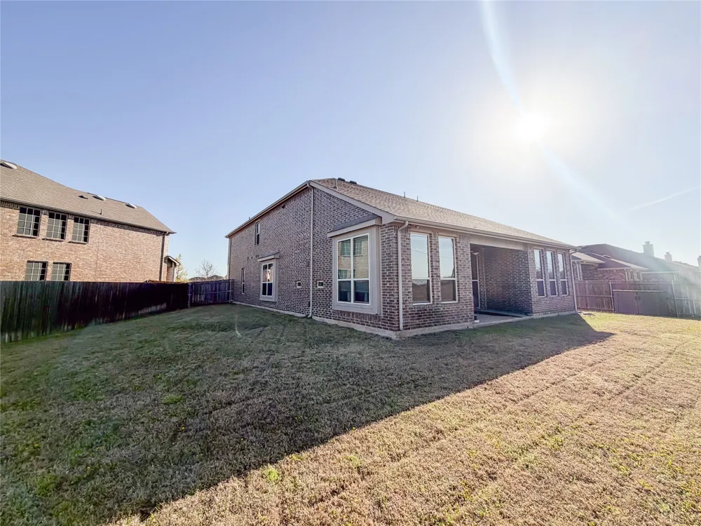 328 Callaghan Drive Fate, TX 75189