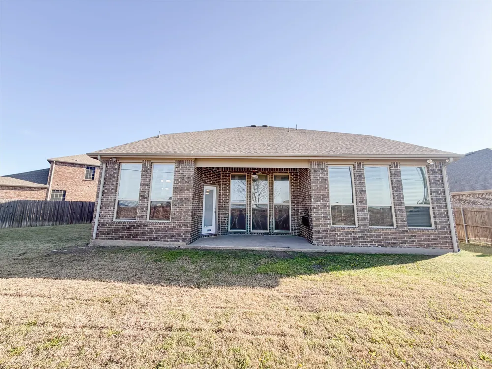 328 Callaghan Drive Fate, TX 75189