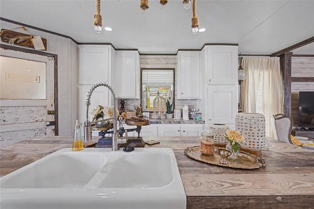 387 Lake Shore Drive Trinity, TX 75862
