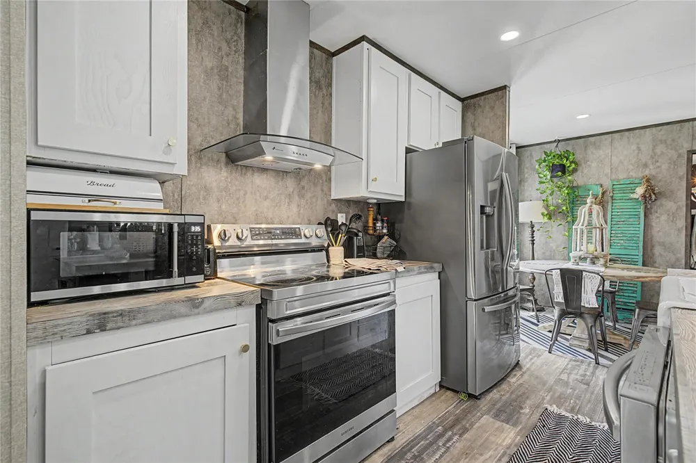 387 Lake Shore Drive Trinity, TX 75862