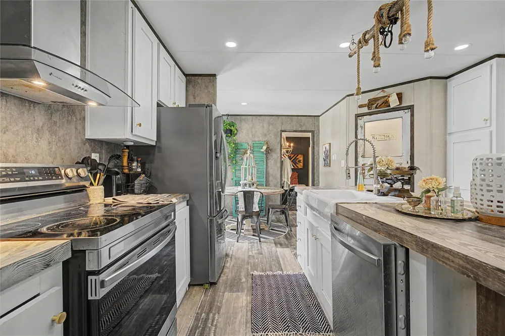 387 Lake Shore Drive Trinity, TX 75862