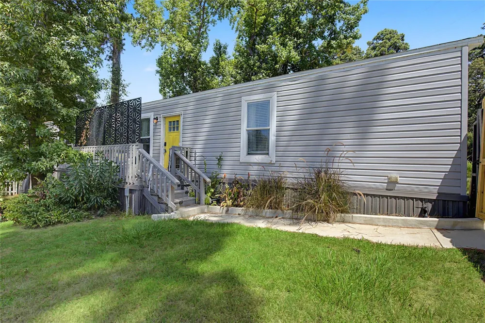 387 Lake Shore Drive Trinity, TX 75862