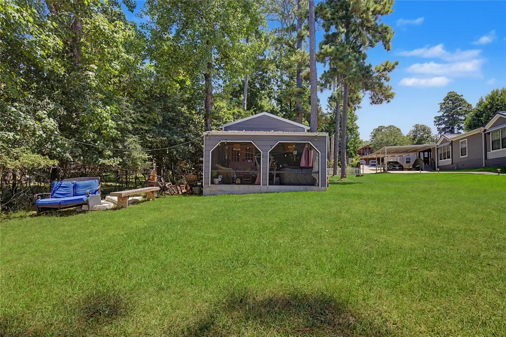 387 Lake Shore Drive Trinity, TX 75862