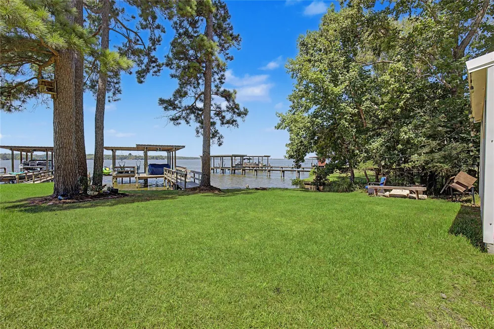 387 Lake Shore Drive Trinity, TX 75862