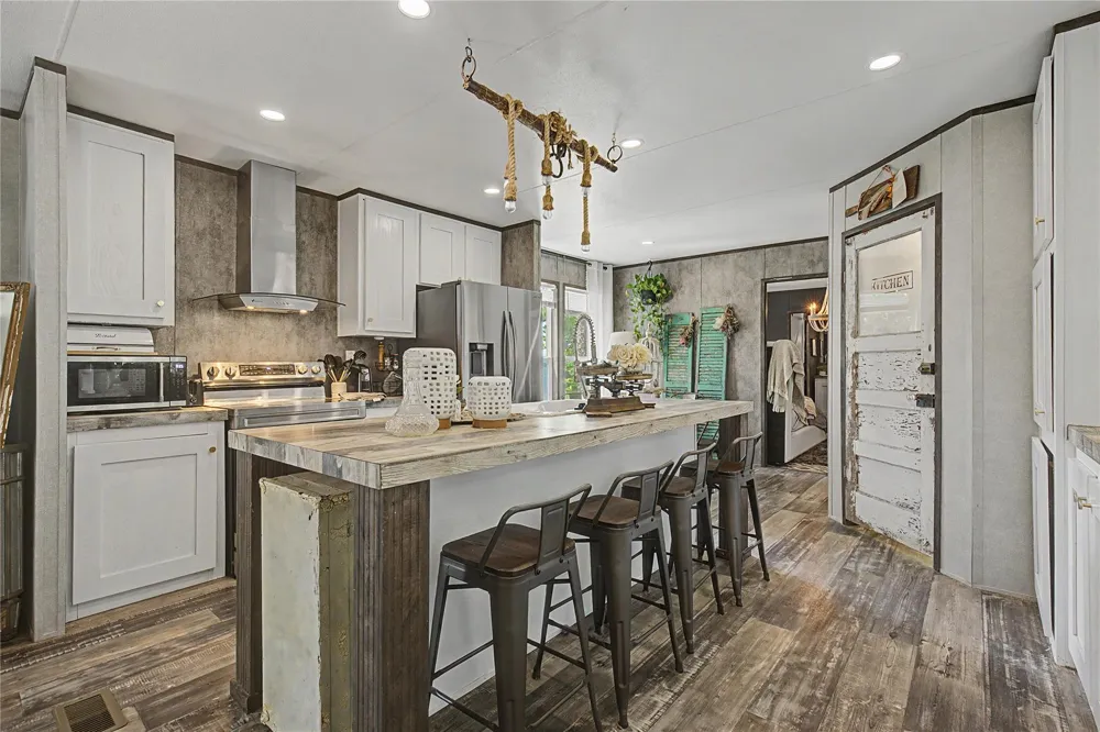 387 Lake Shore Drive Trinity, TX 75862