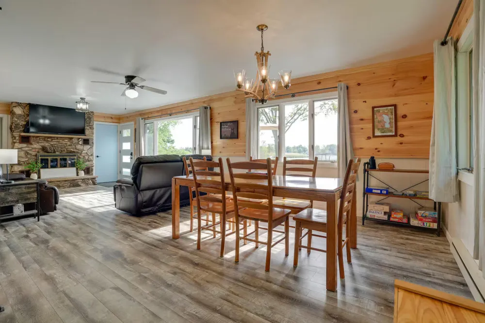 48873 Rush Lake Road Hartford, MI 49057