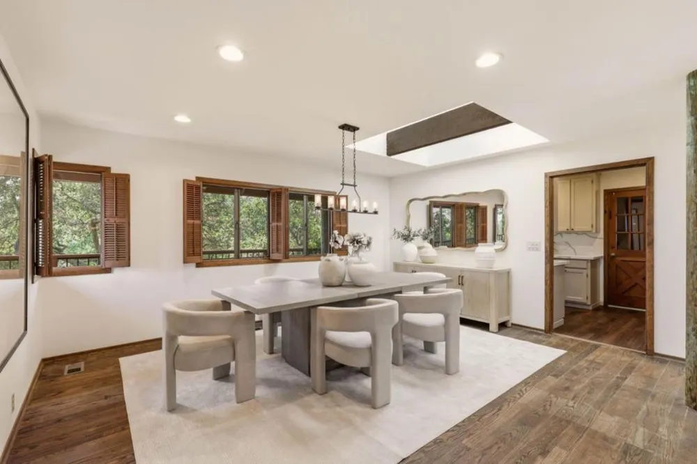 13124 Byrd Lane Los Altos Hills, CA 94022