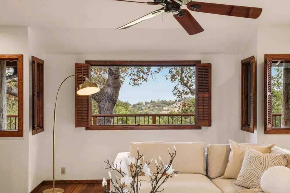 13124 Byrd Lane Los Altos Hills, CA 94022
