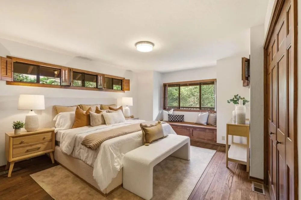 13124 Byrd Lane Los Altos Hills, CA 94022