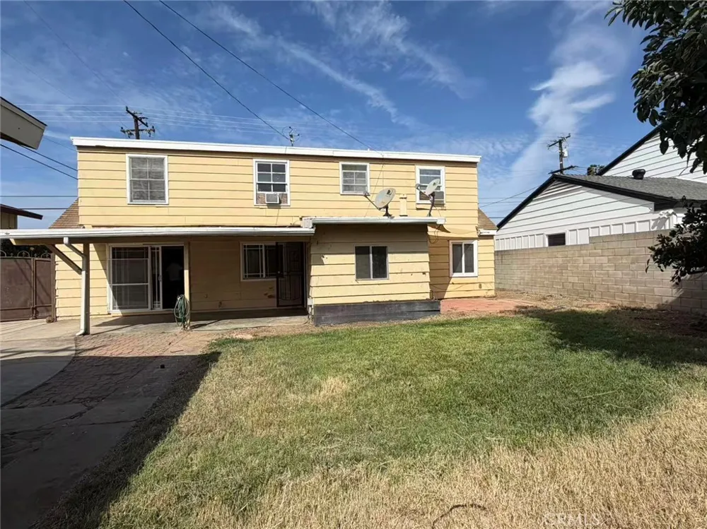 1161 Handy St. Orange, CA 92867