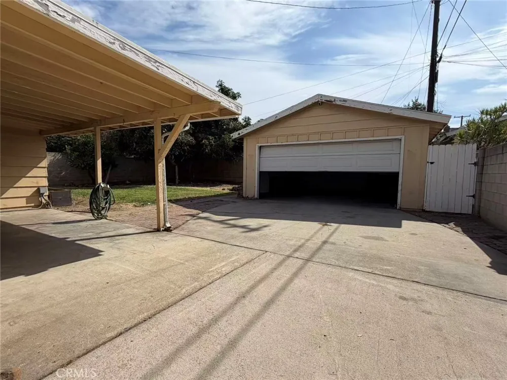 1161 Handy St. Orange, CA 92867