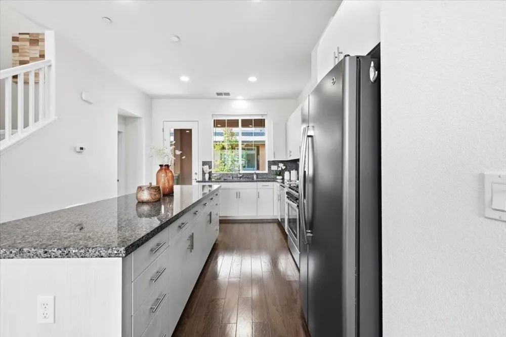 37818 Taro Terrace Newark, CA 94560