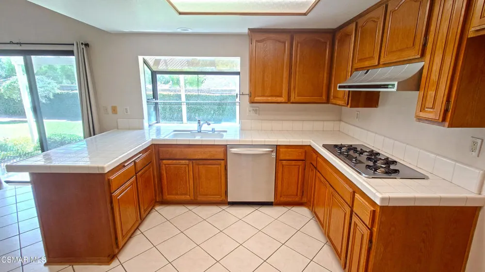 2500 Kensington Avenue Thousand Oaks, CA 91362