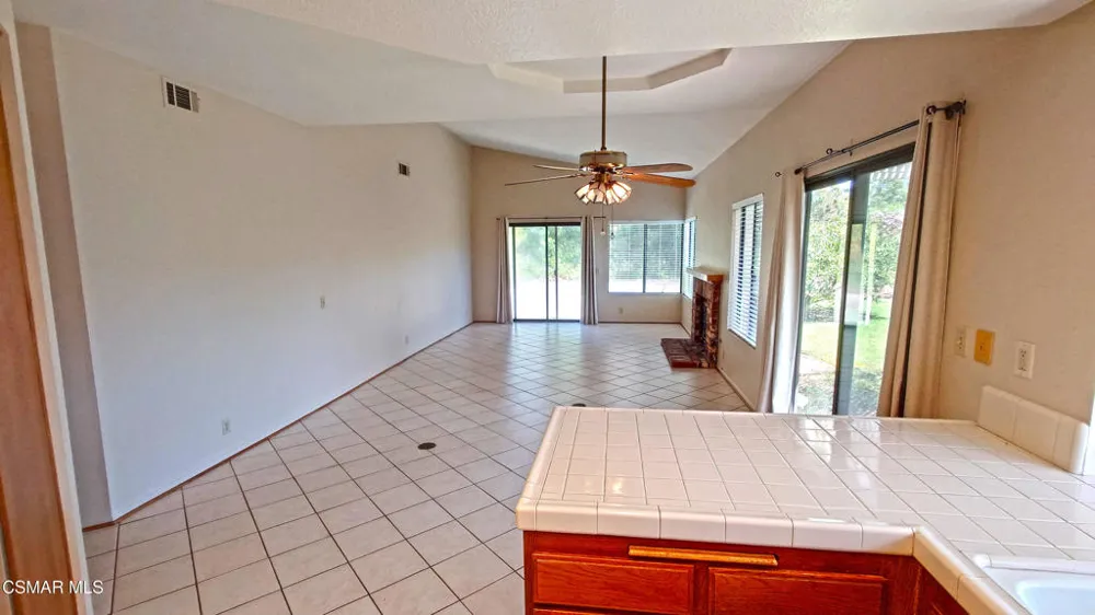 2500 Kensington Avenue Thousand Oaks, CA 91362