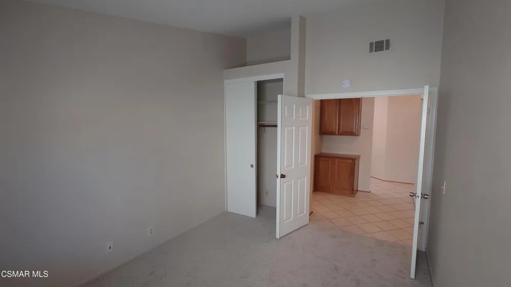 2500 Kensington Avenue Thousand Oaks, CA 91362