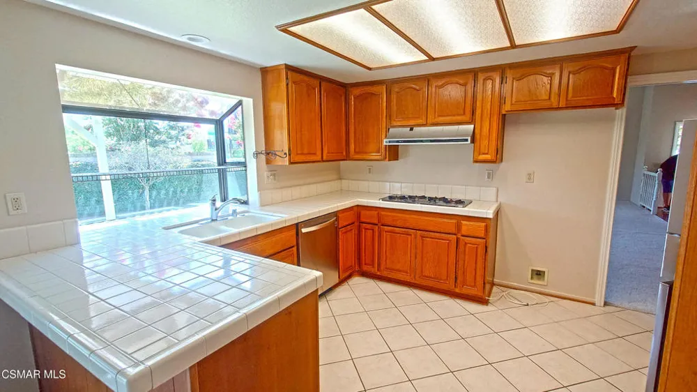 2500 Kensington Avenue Thousand Oaks, CA 91362