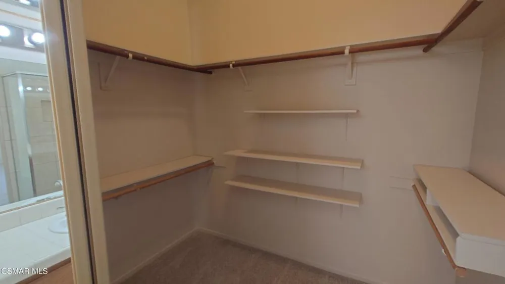 2500 Kensington Avenue Thousand Oaks, CA 91362