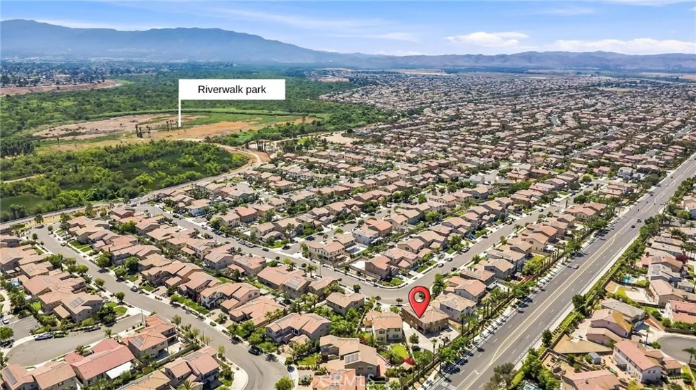 13256 Eaglebluff Lane Eastvale, CA 92880