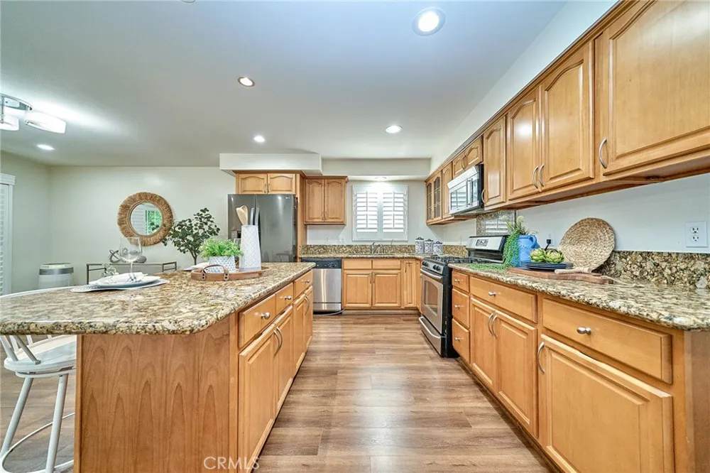 8431 Lexington Downey, CA 90241