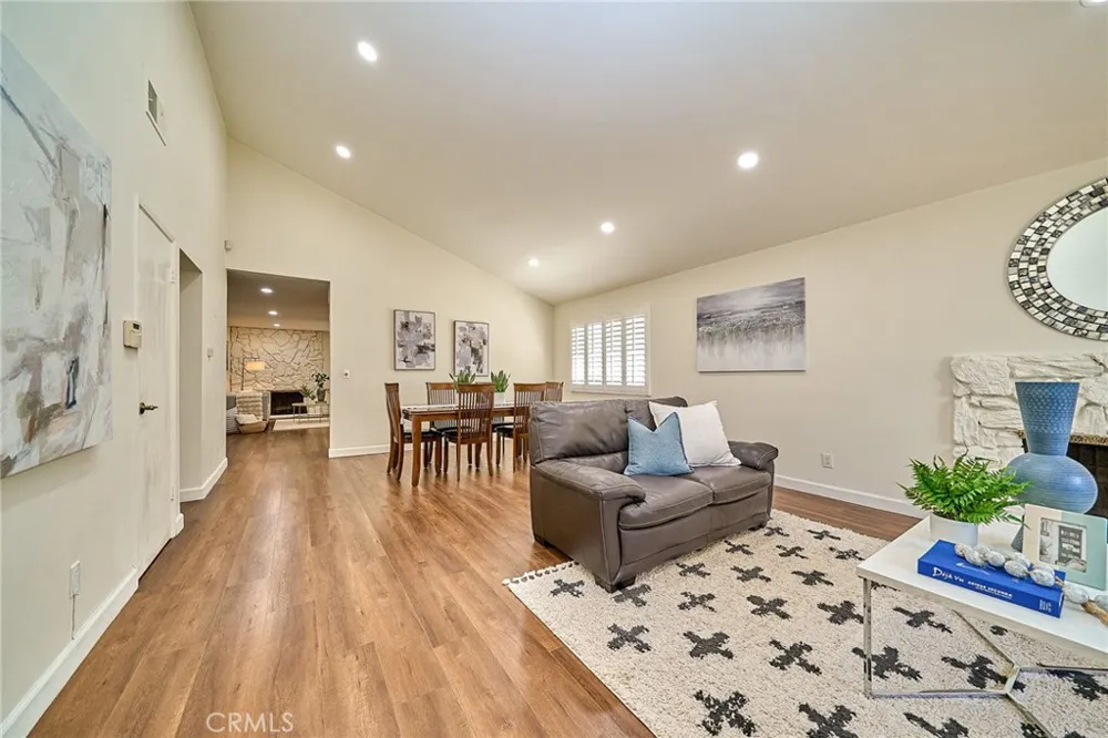 8431 Lexington Downey, CA 90241