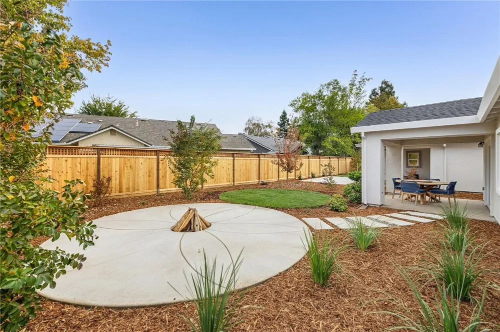 1 Dandelion Court Chico, CA 95973