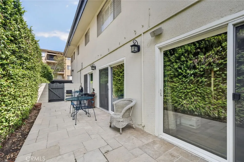 610 S Orange Grove Boulevard #5 Pasadena, CA 91105